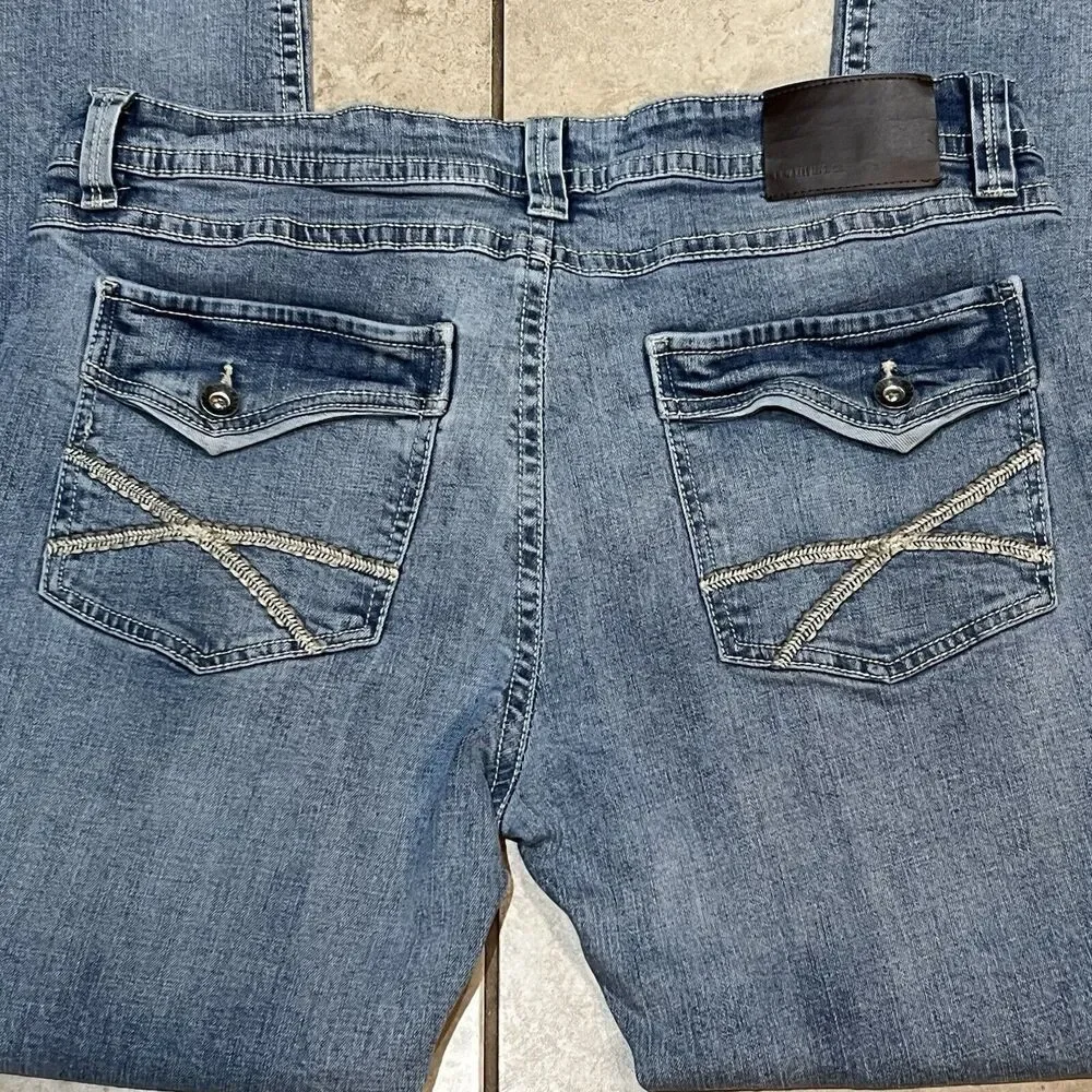 TK AXEL Jeans -Men's Size 36x32 - Hartford, Conn Slim Bootcut - Picture 4 of 6